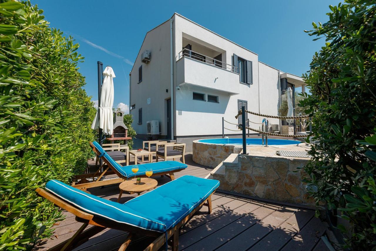 Malo Ferienvilla Privlaka, Pool, Boje, Wi-Fi, Wallbox Privlaka  Exteriér fotografie