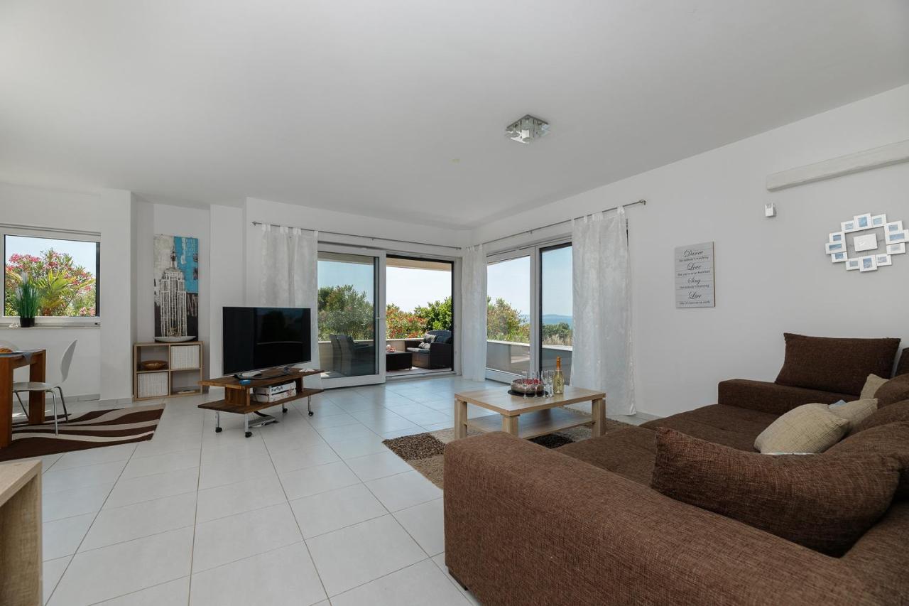 Malo Ferienvilla Privlaka, Pool, Boje, Wi-Fi, Wallbox Privlaka  Exteriér fotografie