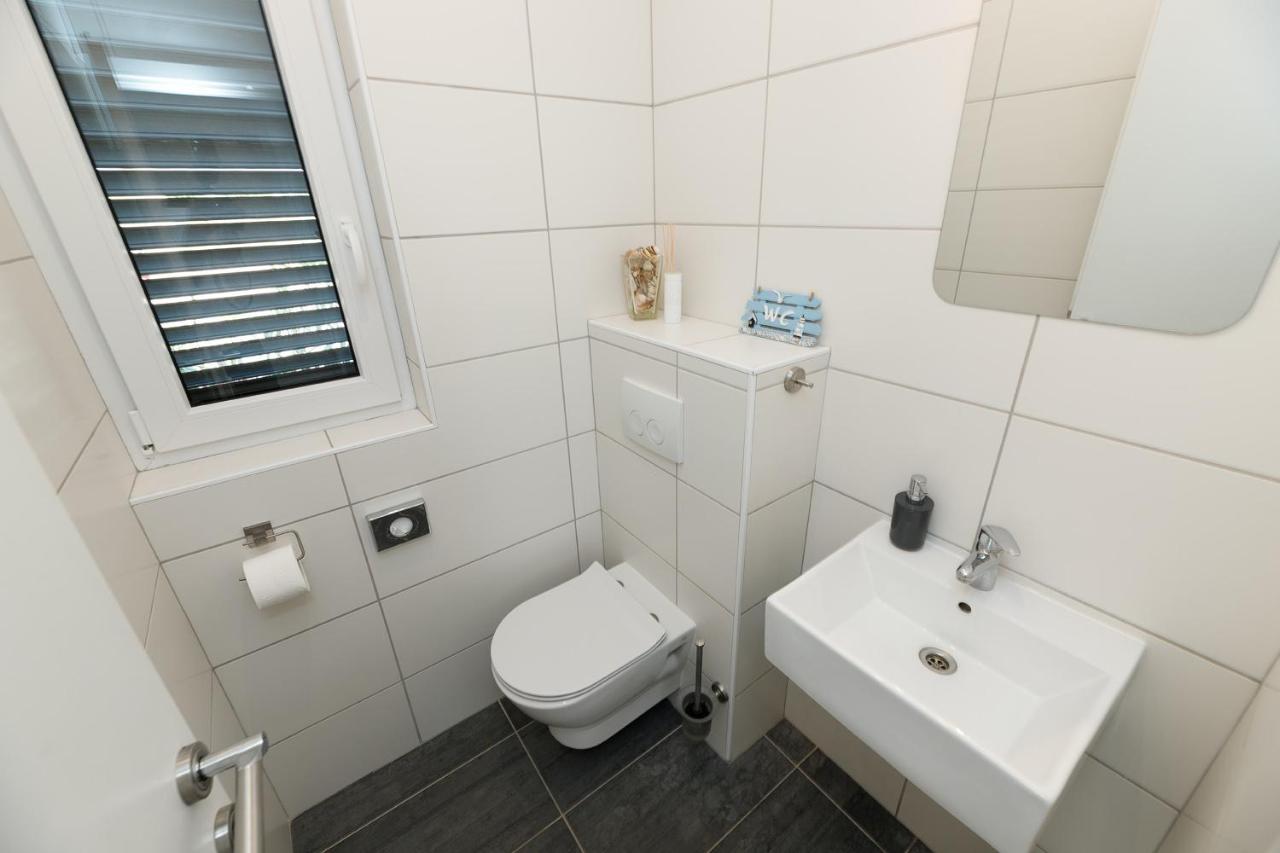 Malo Ferienvilla Privlaka, Pool, Boje, Wi-Fi, Wallbox Privlaka  Exteriér fotografie