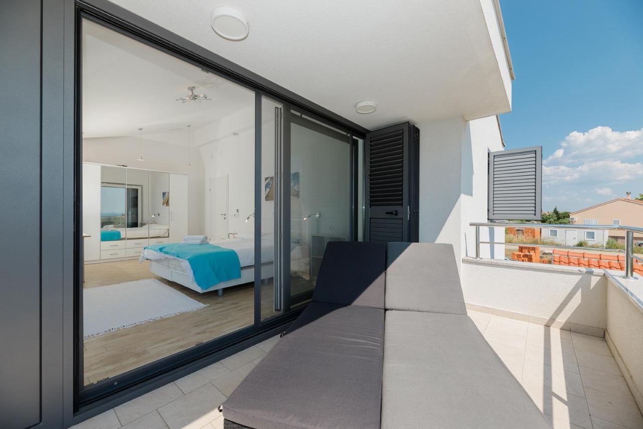 Malo Ferienvilla Privlaka, Pool, Boje, Wi-Fi, Wallbox Privlaka  Exteriér fotografie