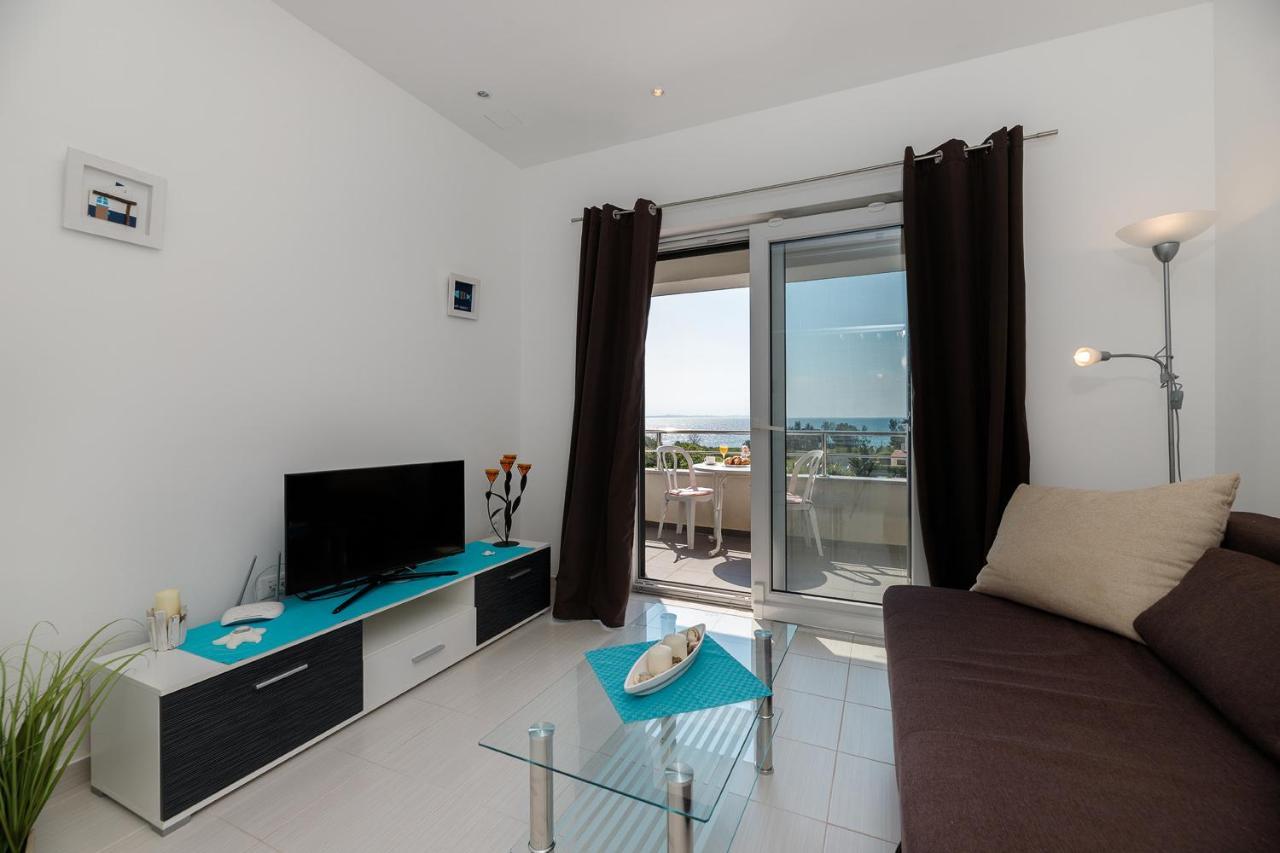 Malo Ferienvilla Privlaka, Pool, Boje, Wi-Fi, Wallbox Privlaka  Exteriér fotografie